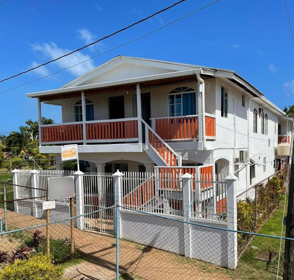Christina'S Guest House Official リトル・コーン島 エクステリア 写真