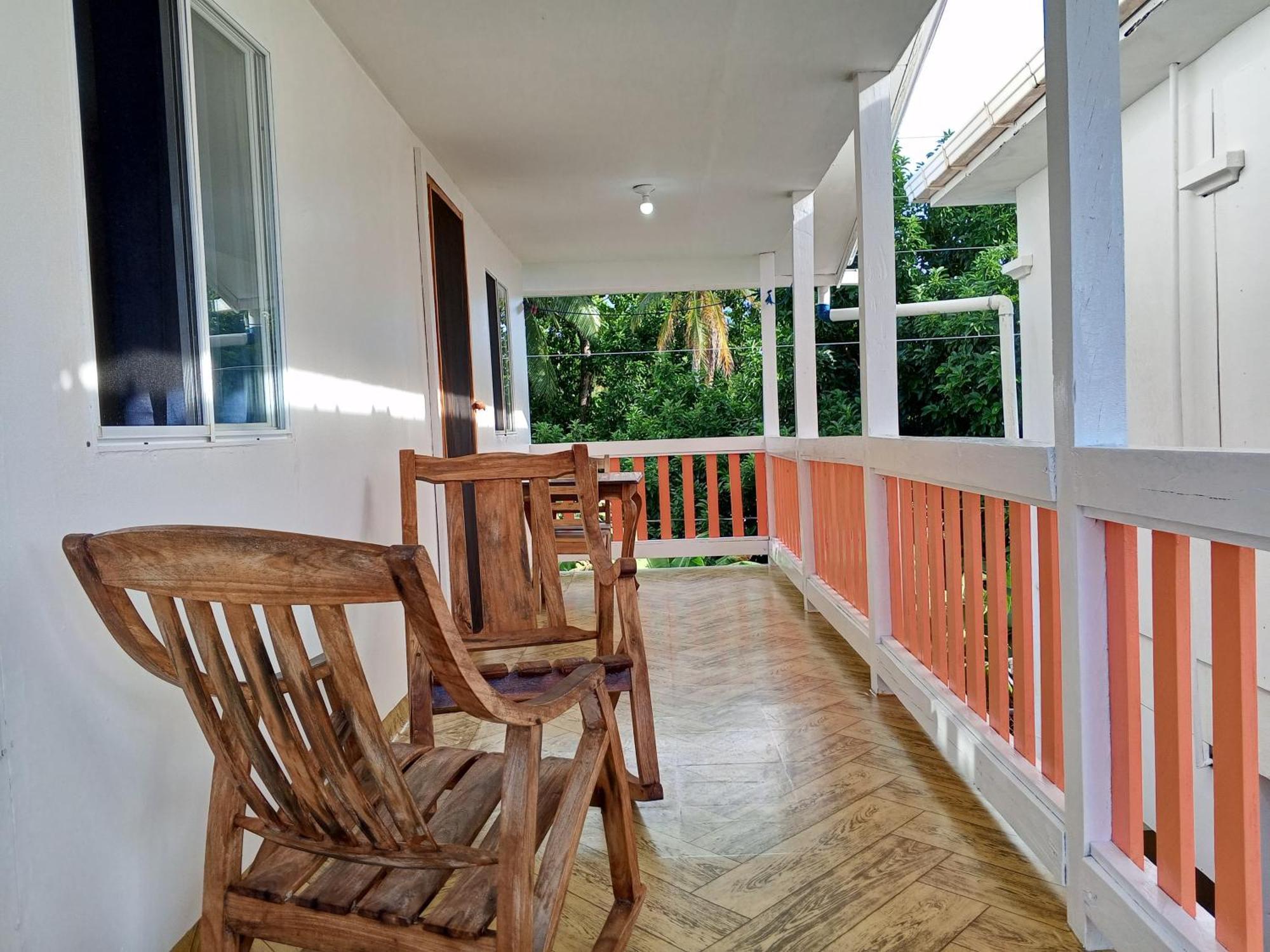 Christina'S Guest House Official リトル・コーン島 エクステリア 写真